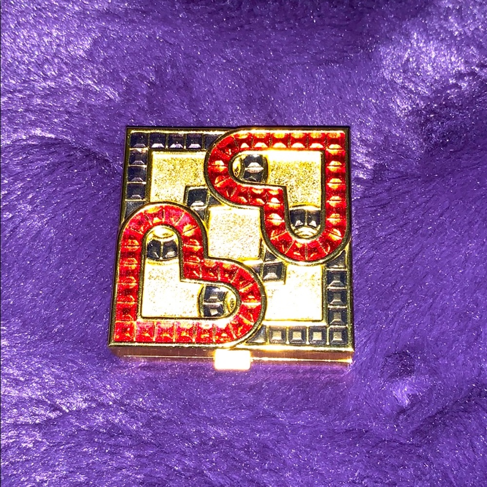 Princess Marcella Borghese Vintage Gold Compact